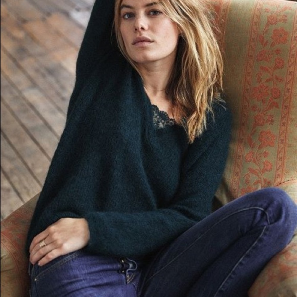 NWOT Sezane v-neck lace sweater